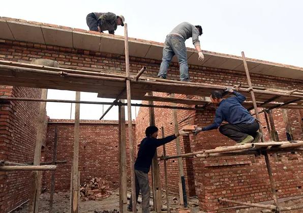 �μ����·�