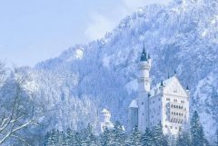 ����2023��9��3�յ�9��һ������