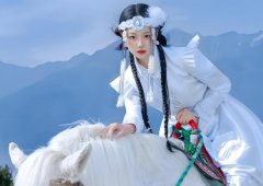 ���и�����Ů������ͼ